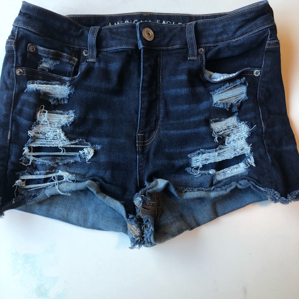 American Eagles distressed denim shorts. Size 10